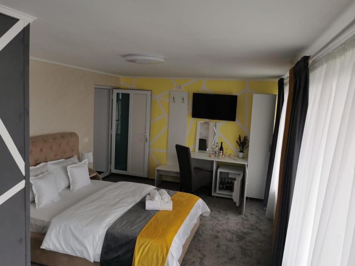 Casa Sonia Hotel Zsilvásárhely Kültér fotó