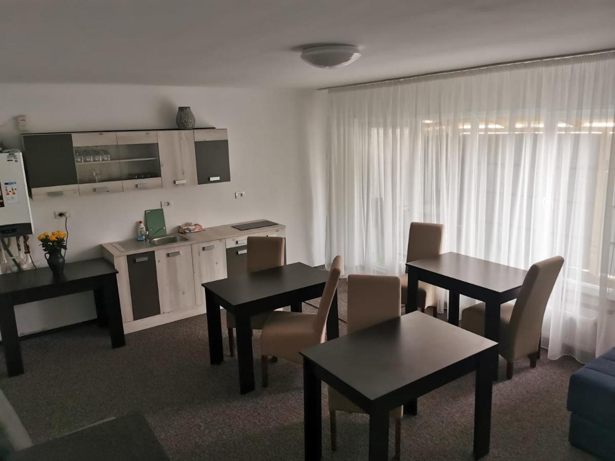 Casa Sonia Hotel Zsilvásárhely Kültér fotó
