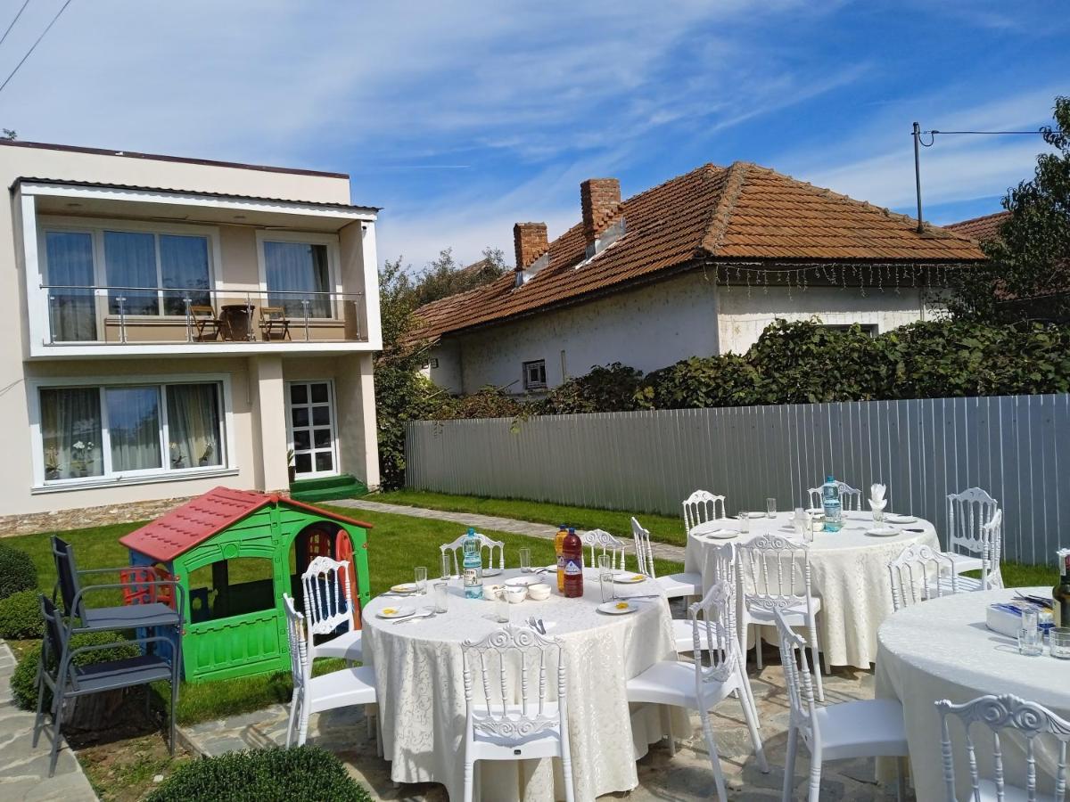 Casa Sonia Hotel Zsilvásárhely Kültér fotó
